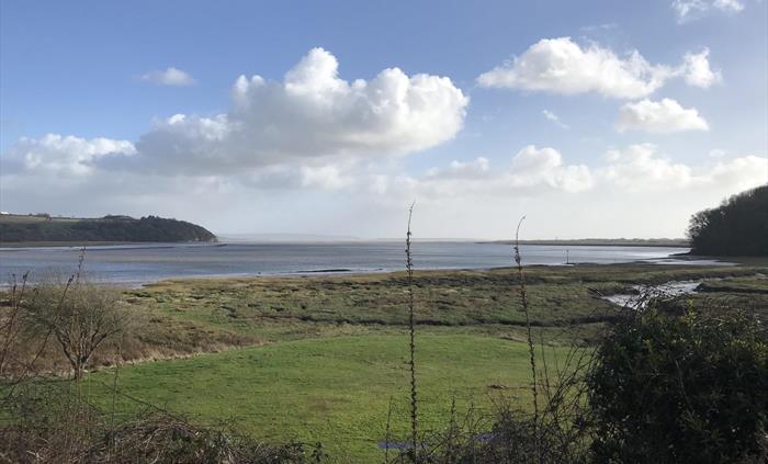 Laugharne - 45 mins